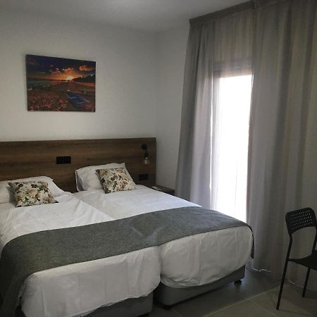 Ellenapa Apts & Studios Ayia Napa Exteriör bild