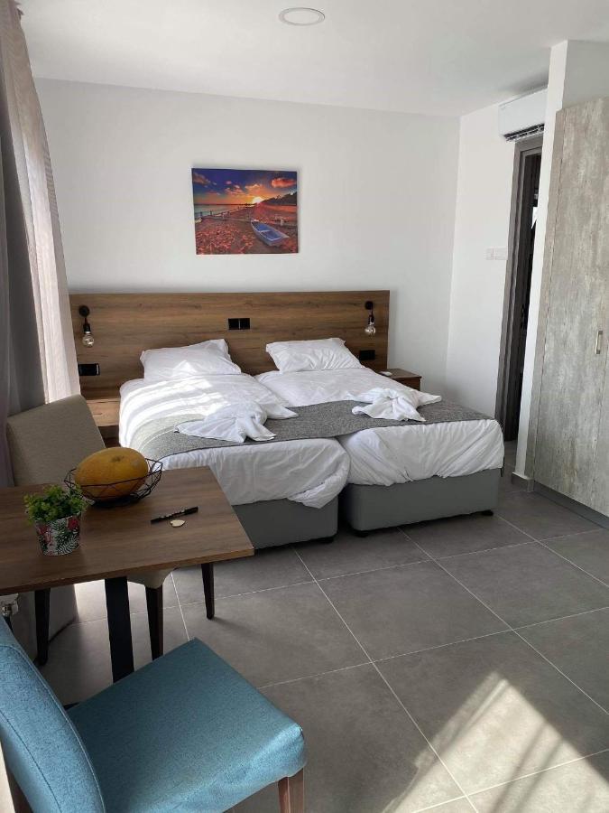 Ellenapa Apts & Studios Ayia Napa Exteriör bild